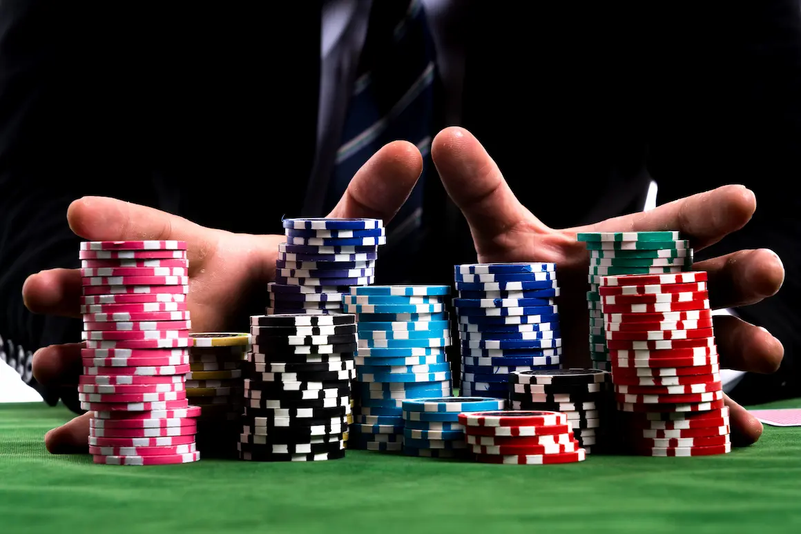 Плюсы игры в Zoom Poker photo